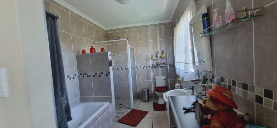 3 Bedroom Property for Sale in Noorsekloof Eastern Cape